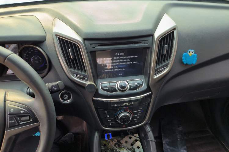 Used Changan CS75 2016 2.0L Manual Luxury Version China V Standard
