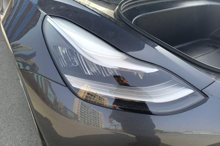 Used Tesla Model 3 2019 Long-Range All-Wheel-Drive Version