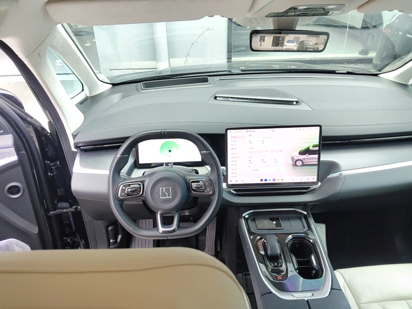 Zeekr 009 2024 GAC Trumpchi — снимка 13