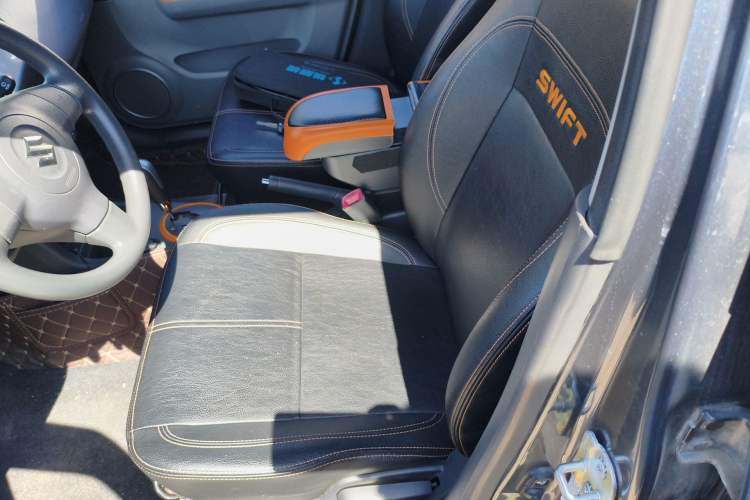 Used Suzuki Swift 2016 1.5L Automatic Fashionable Coolplay Edition Left Front Seat