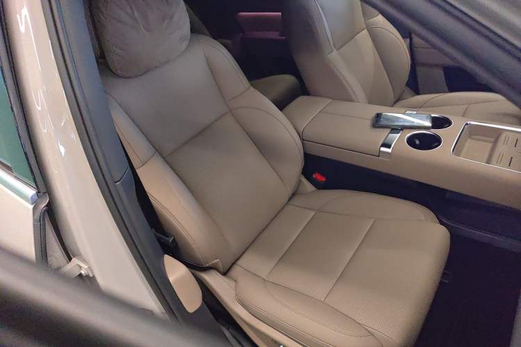 Used Li Auto L6 2025 Max Smart Refresh Edition
