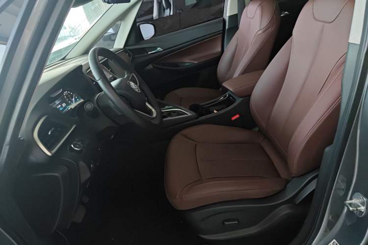 Used Buick GL6 2019 18T 6-Seater Connected Luxury Version China VI Standard
