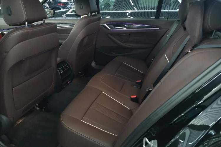 Used BMW 5 Series 2022 Second Facelift 525Li Luxury Package
