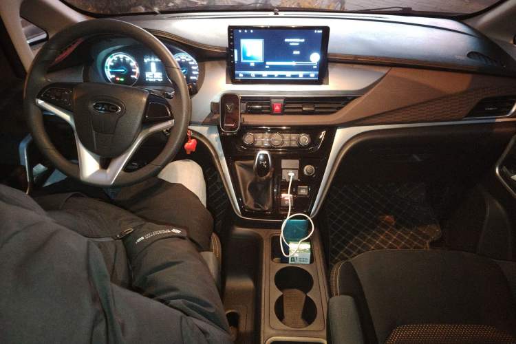 Used JAC Refine M3 PHEV 2025 PLUS 2.0L Comfort Edition