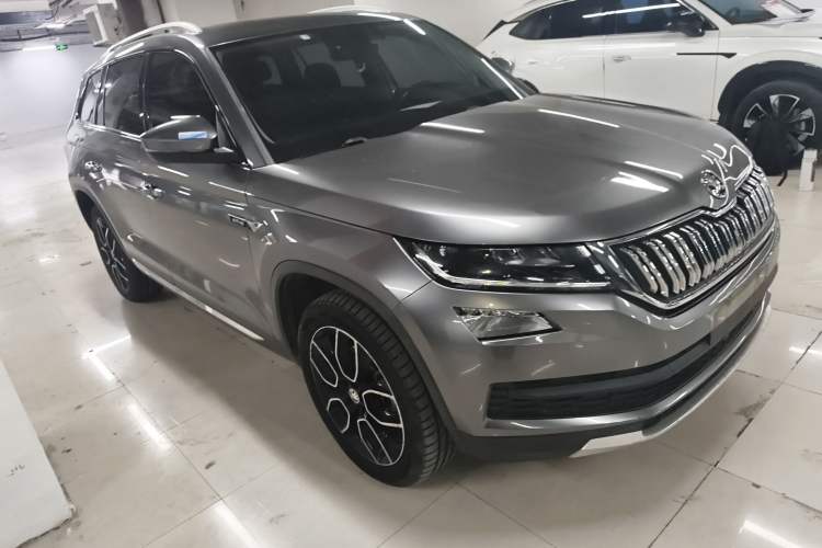 Used Skoda Kodiaq 2017 TSI330 7-Seater Two-Wheel-Drive Luxury Edition Exterior 1