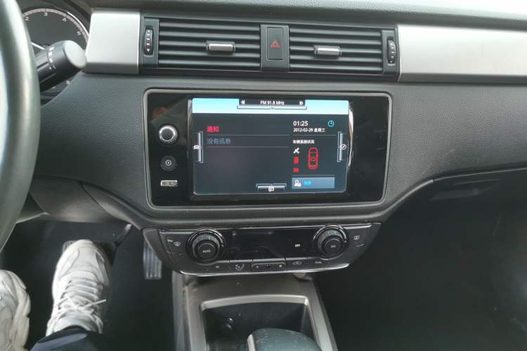 Used Qoros 3 2016 Urban SUV 1.6T Automatic Zhiyue Model