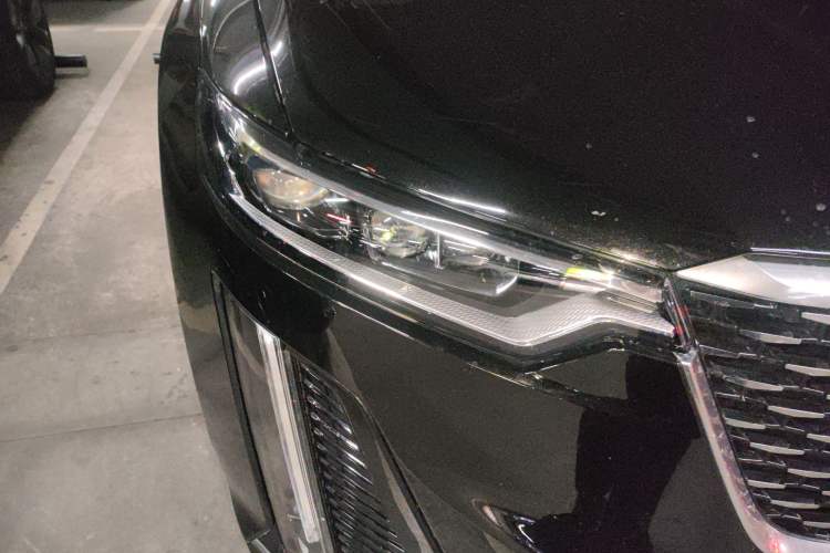 Used Cadillac XT6 2022 2.0T Six-Seater Four-Wheel-Drive Luxury Standard Edition