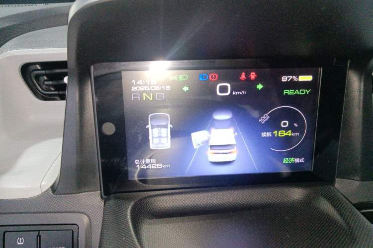 Used Wuling Hongguang MINIEV 2022 Macaron Premium Model – Lithium Iron Phosphate