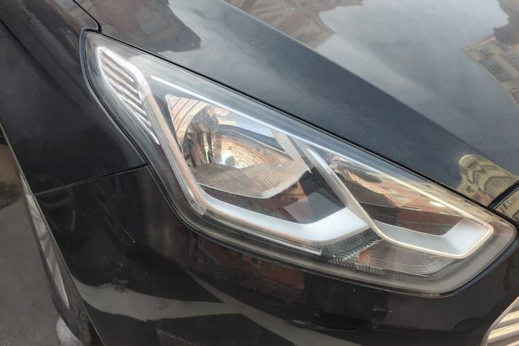 Used Ford Escort 2015 1.5L Automatic Comfort Edition