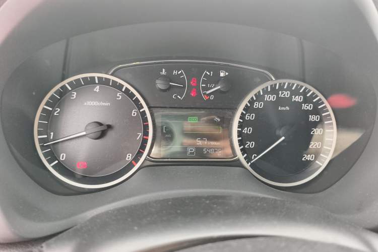 Used Nissan Sylphy 2019 1.6XV CVT Smart Connect Luxury Edition China VI Standard
