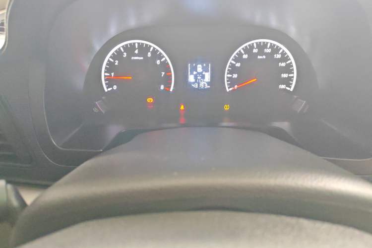 Used FORTHING Lingzhi 2022 M5L 1.6L Utility Model 7 Seats Instrument Cluster