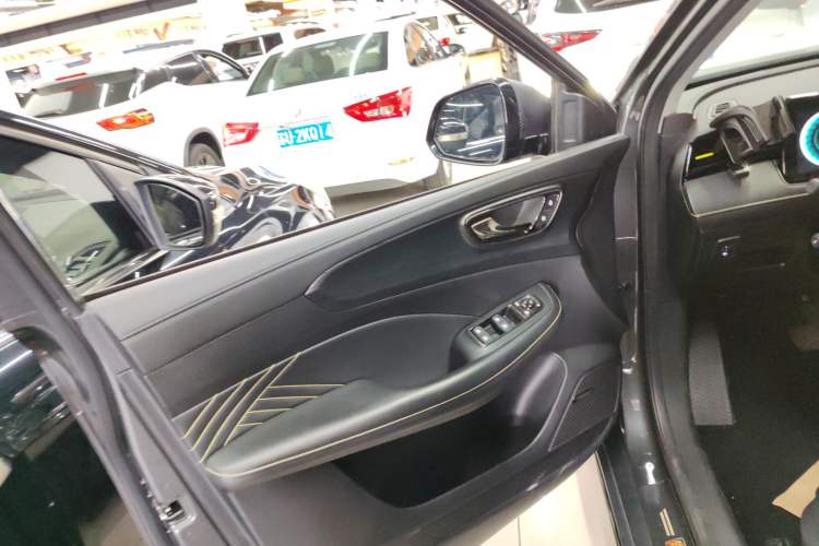 Used Roewe RX5 2021 PLUS 330TGI Automatic National Trend Intelligent Deluxe Edition