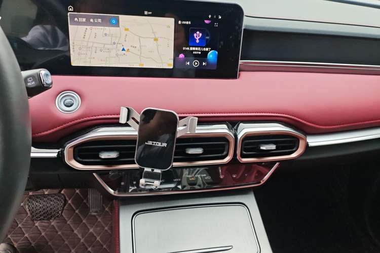 Used JETOUR X70 PLUS 2024 Champion Edition 1.5T DCT Champion MAX+ 5-seater
