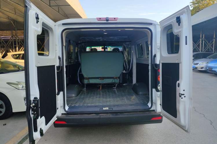 Used Farizon Xingxiang V 2024 Star Enjoy V6E Feature Edition with CATL 41.86 kWh
