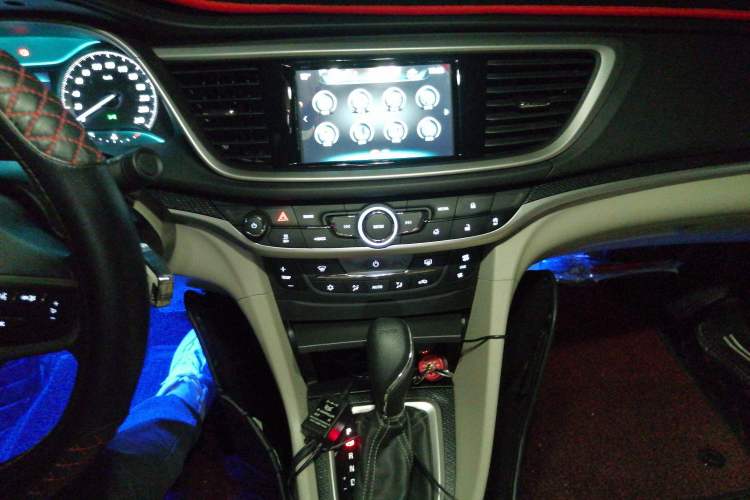 Used Buick GT 2019 15T Dual-Clutch Connected Elite Model China VI