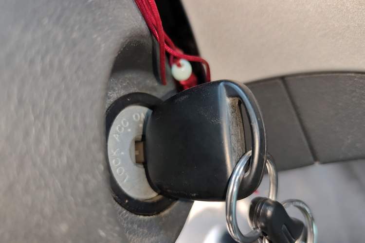 Used Great Wall Wingle 6 2014 2.0T Two-Wheel Drive Elite Version 4D20B Vehicle Key