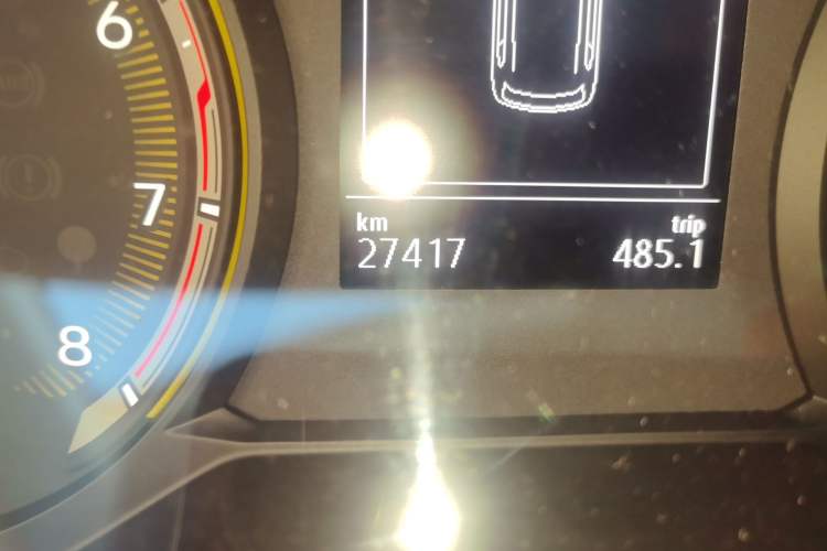 Used Volkswagen Tharu 2019 280TSI Two-Wheel Drive Luxury Version China VI Standard Odometer Close Up