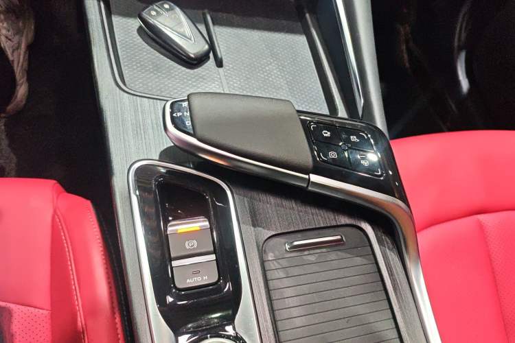 Used CHANGAN UNI-T 2020 1.5T Flagship Version
