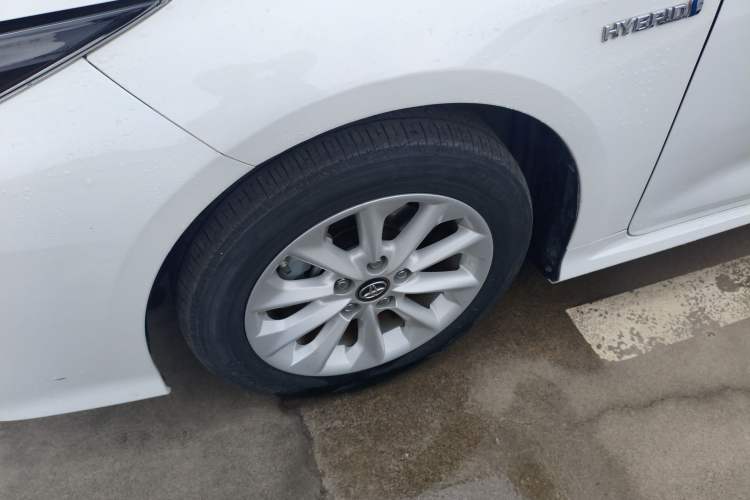 Used Toyota Corolla 2021 Dual-Motor 1.8L E-CVT Elite Edition Left Front Wheel Hub