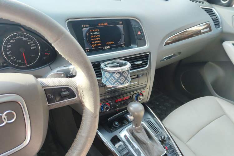 Used Audi Q5 2010 3.2 FSI Off-road Version