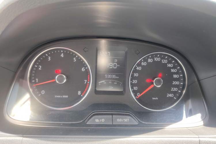 Used Volkswagen Lavida 2013 Revised Version 1.4 TSI Manual Comfort Edition
