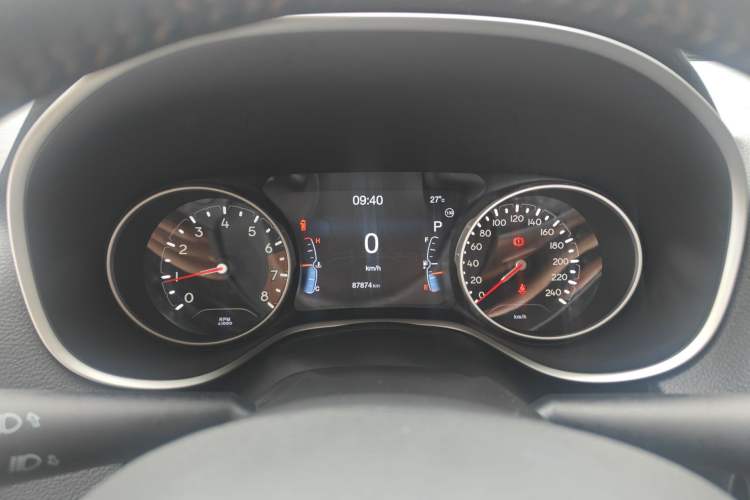 Used Jeep Compass 2017 200T Automatic Family Edition
