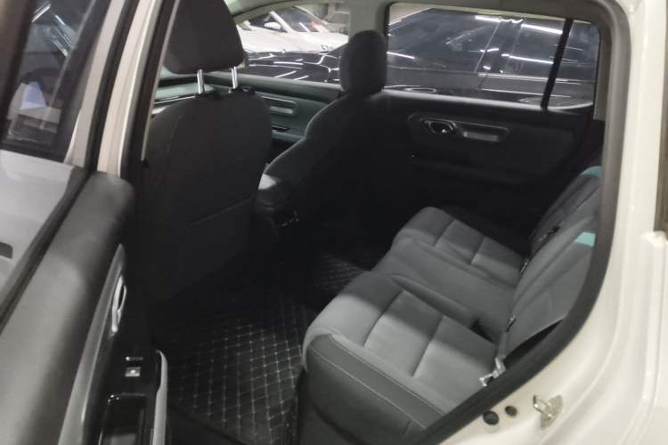 Used AION Y 2022 Plus 70 Enjoy Edition