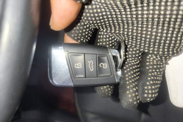 Used Volkswagen Passat 2023 Facelift 330TSI Luxury Edition