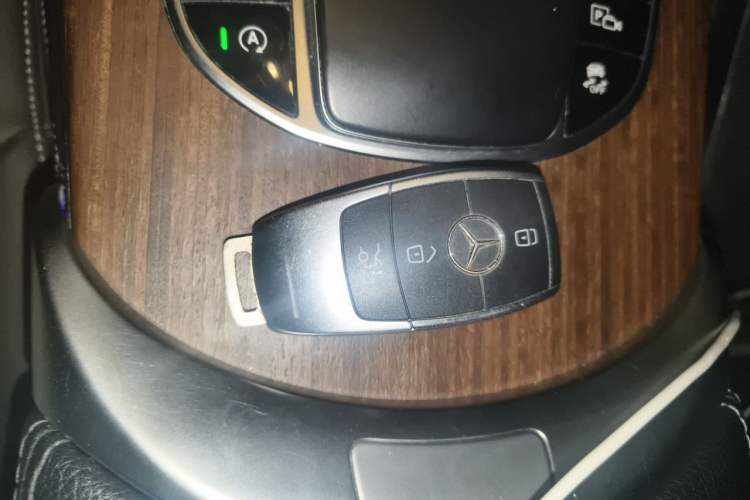 Used Mercedes-Benz GLC 2020 GLC 300 L 4MATIC Luxury Model
