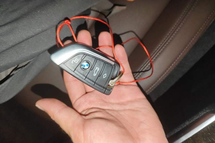 Used BMW 3 Series 2022 Updated 325Li M Sport Package Vehicle Key