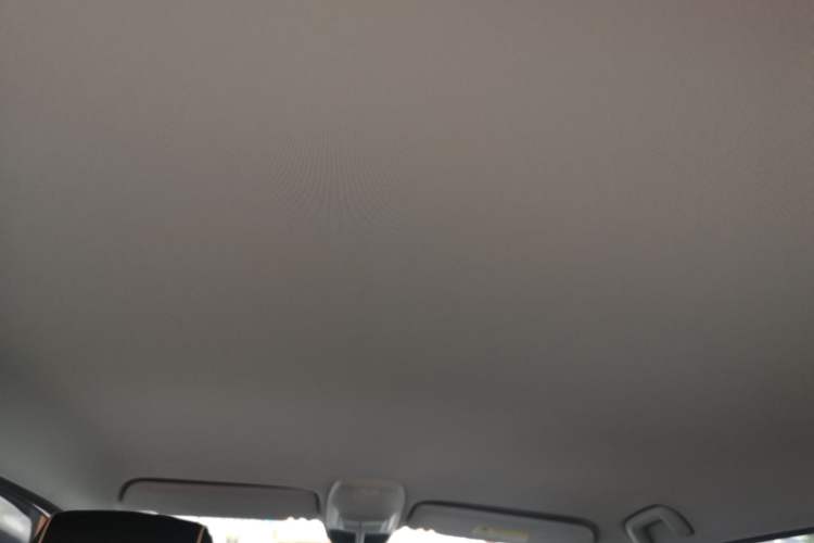 Used Baojun KiWi EV 2021 Artist Model Ternary Lithium Headliner