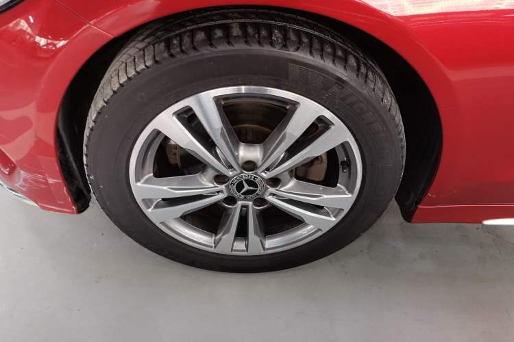 Used Mercedes-Benz C-Class 2018 C 200 L Sport Edition Left Front Wheel Hub