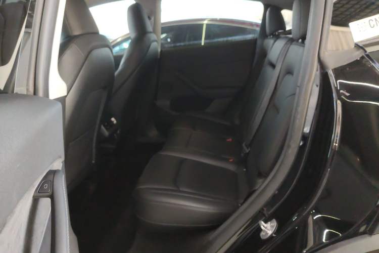 Used Tesla Model Y 2023 Long-Range All-Wheel-Drive Version