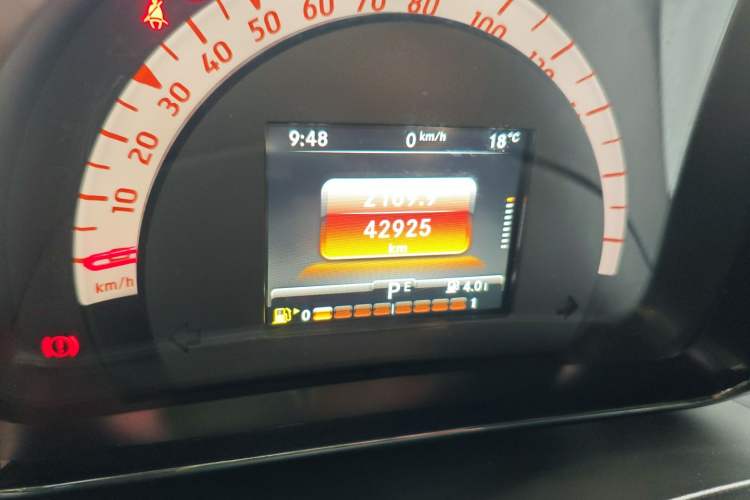 Used smart fortwo 2018 1.0L 52kW Convertible Passion Edition China V Standard
