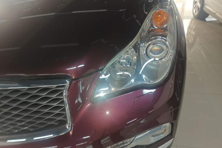 Used Infiniti QX50 2015 2.5L Comfort Edition
