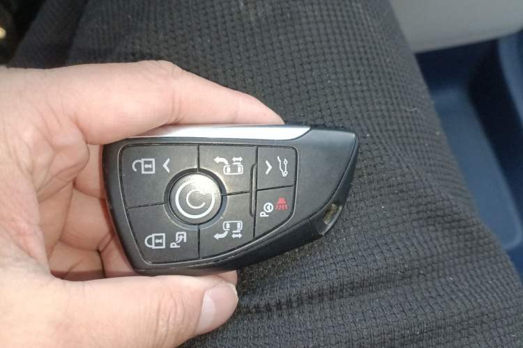 Used Buick Century 2023 2.0T Six-Seater Yinshi Edition