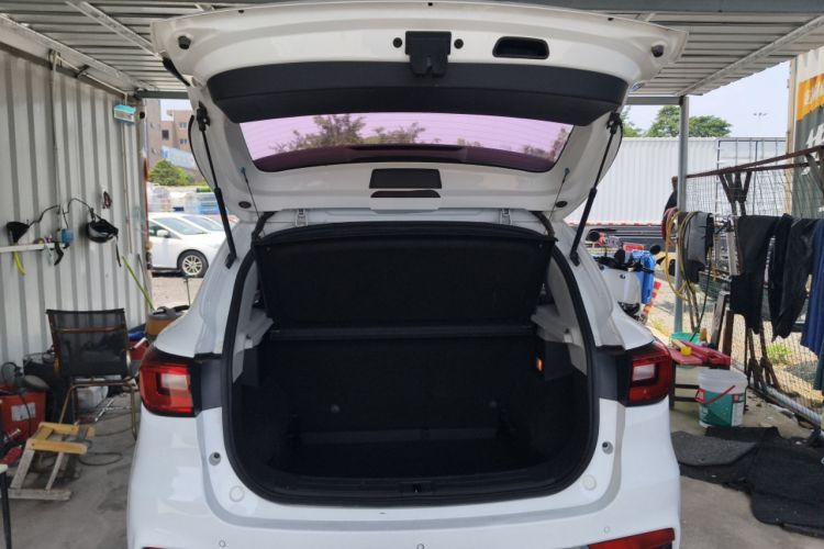 Used MG ZS 2018 1.5L Automatic Luxury Edition China V Standard