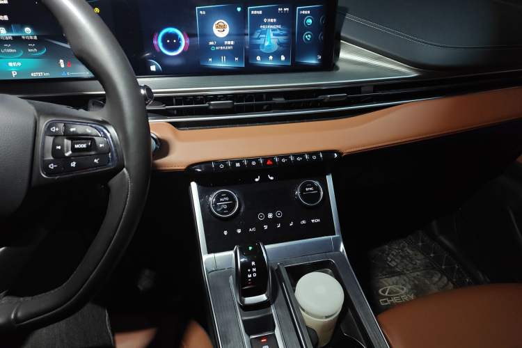 Used Chery Tiggo 8 2023 Kunpeng Edition 290TGDI Automatic Ultra-Enjoyment Version
