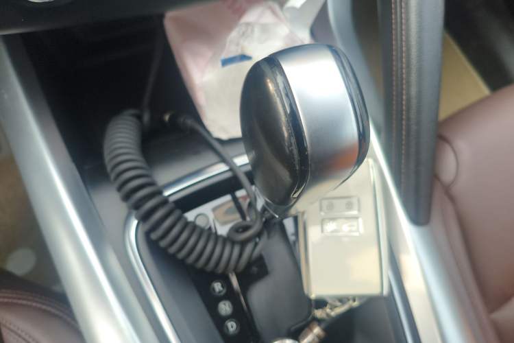 Used Renault Kadjar 2017 2.0L 120th Anniversary Limited Edition
