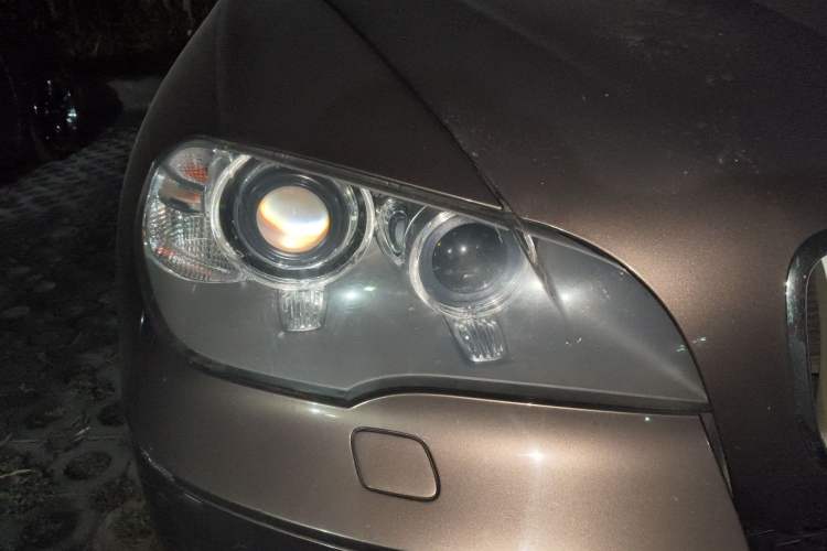 Used BMW X5 2011 xDrive35i Leading Model Right Front Headlight