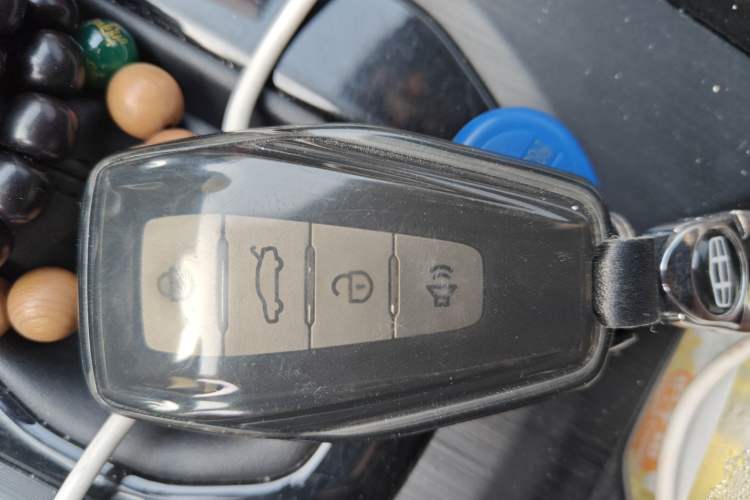 Used Geely Auto Vision X6 2021 PRO 1.4T Automatic Prestige Model
