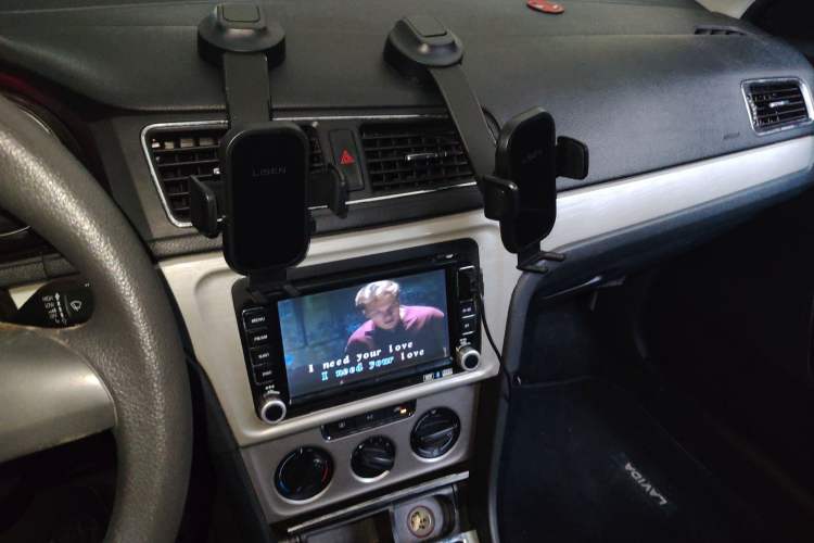 Used Volkswagen Lavida 2013 1.6L Manual Comfort Edition