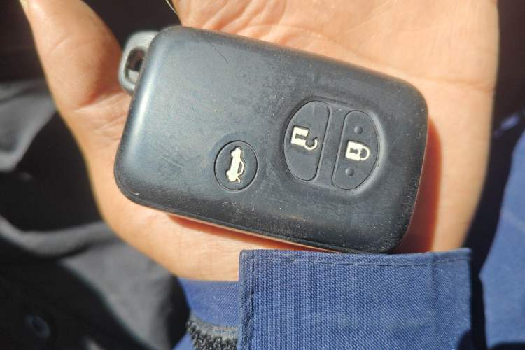 Used Toyota Land Cruiser  Vehicle Key