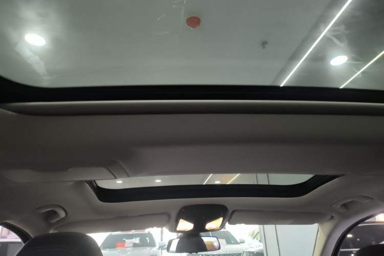 Used BMW 5 Series New Energy 2019 Updated Version 530Le Luxury Package Headliner