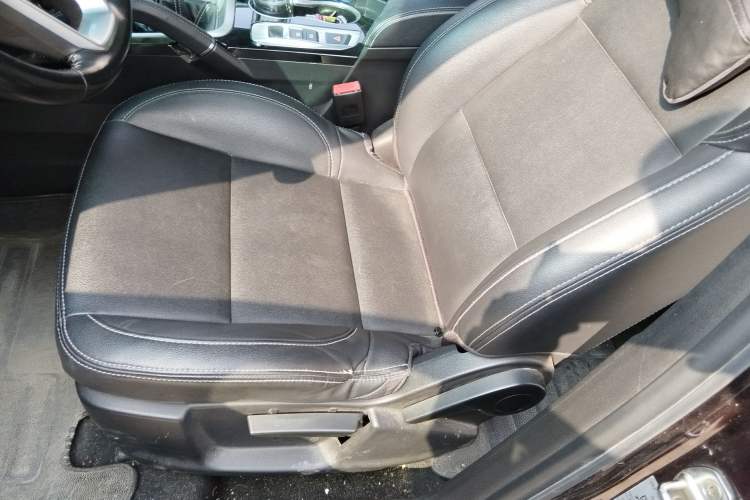 Used Zotye SR7 2016 1.5T Manual Cube Road Edition China V Standard
