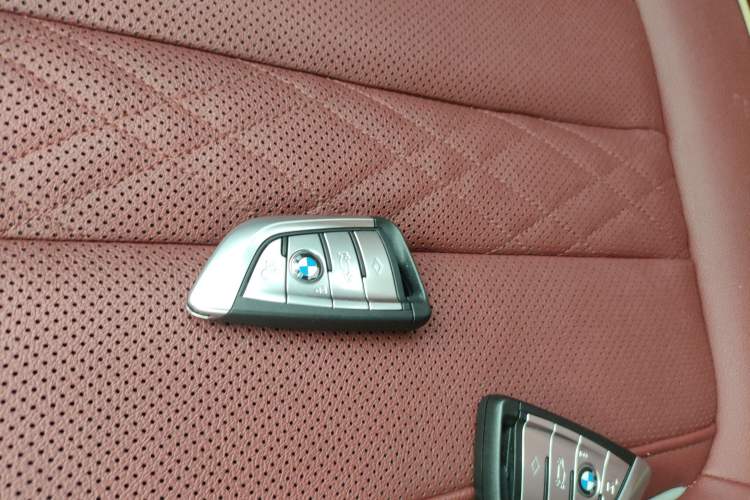 Used BMW 5 Series 2022 530Li Leading Model M Sport Package