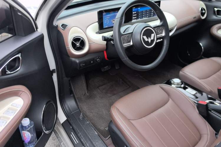 Used Wuling Bingo 2023 333 km Enjoyment Version
