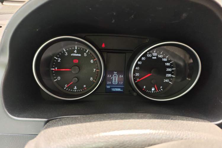 Used Haval H6 2015 Upgraded Model 1.5T Manual Two-Wheel Drive Elite Version Instrument Cluster