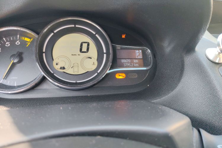 Used Renault Megane 2011 CC 2.0 Fashion Navigation Edition
