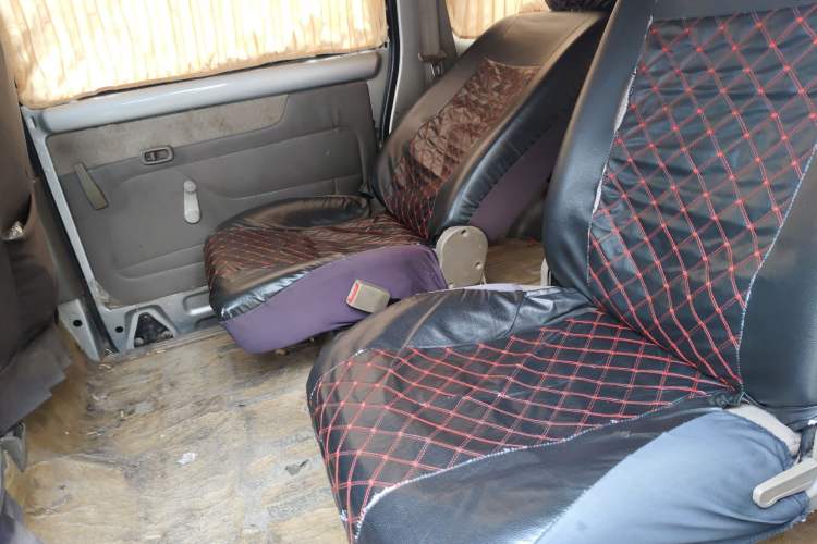 Used Wuling Rongguang 2011 1.2L Standard Version Left Rear Seat